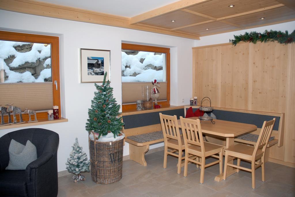 Delano Apartment *